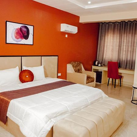 Nexus Xpress Hotel Абуджа Экстерьер фото