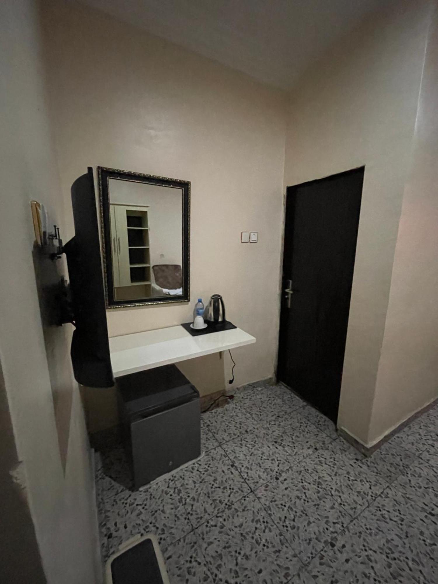 Nexus Xpress Hotel Абуджа Экстерьер фото